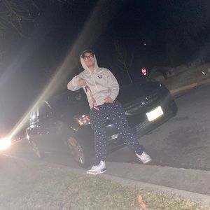 Meet your Posher, Robert